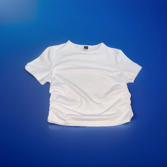 SHEIN Women’s  Size Medium White super soft ruched crop top Summer Tee - Picture 3 of 5
